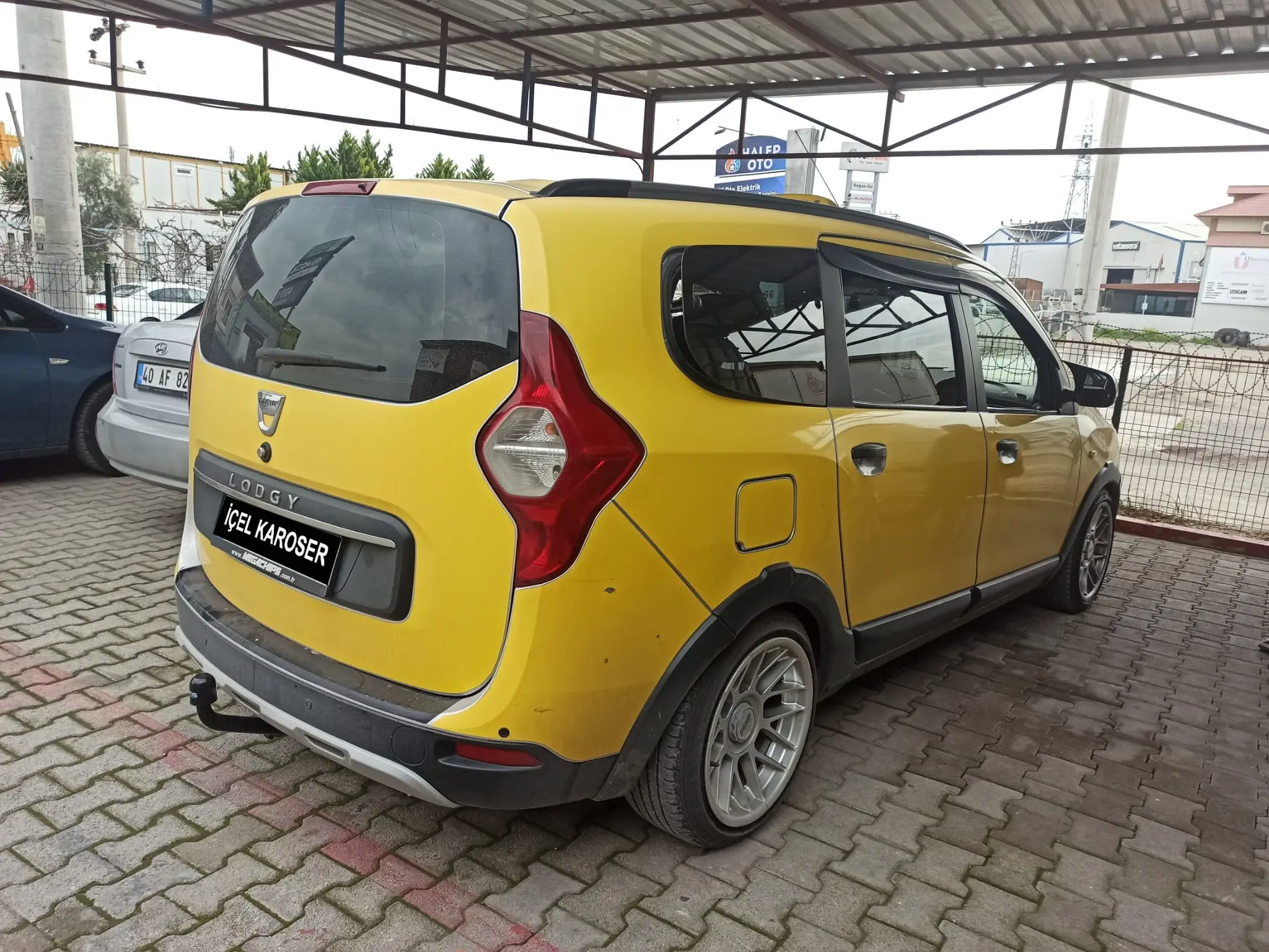 2017 Model Dacia Lodgy Çeki Demiri - Bosal